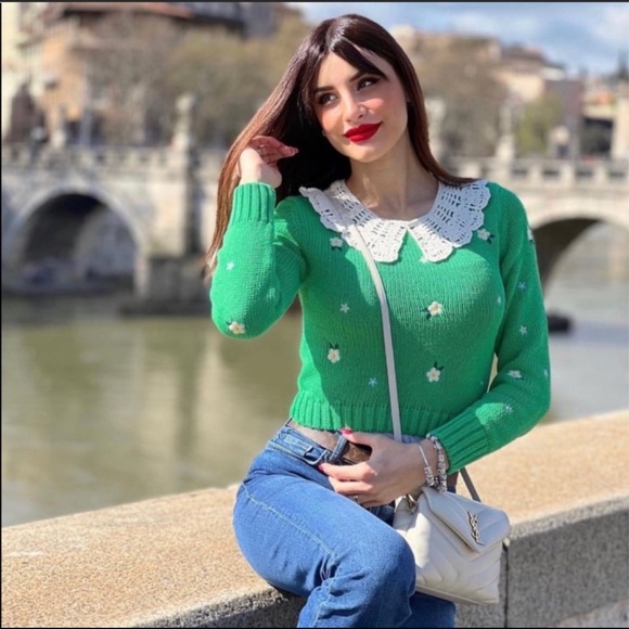 Zara Knit Sweater Crochet Bib Collar - Picture 5 of 9